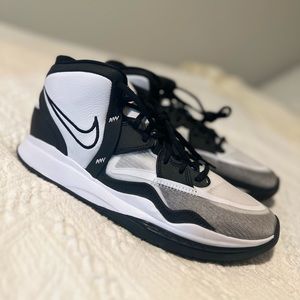 Nike Kyrie Infinity TB ‘white black’ New in box